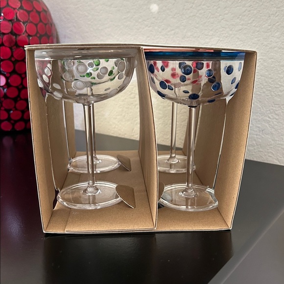 Kate Spade x Target NIB 8.11-Ounce 4-Piece Polka Dot Acrylic Coupe Drinkware Set - Picture 7 of 16